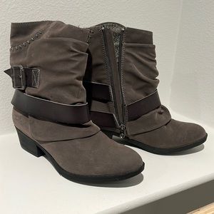 Blowfish Faux Suede Gray Slouch Boots New